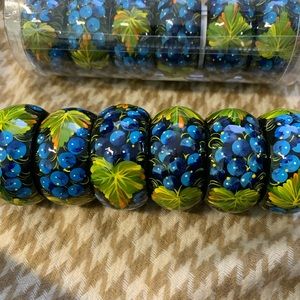 Set/12 napkin rings New In Box